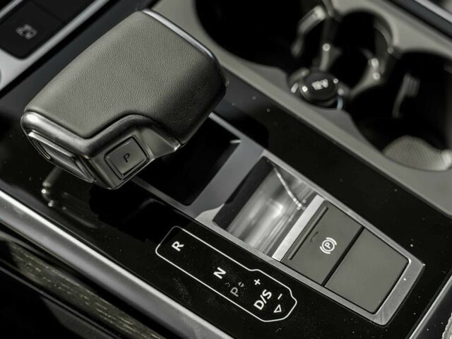 Белый Ауди Другая, объемом двигателя 3 л и пробегом 1 тыс. км за 48000 $, фото 8 на Automoto.ua