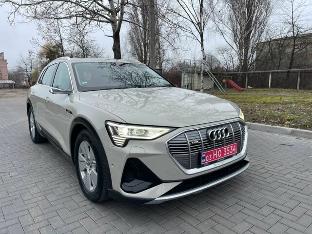 Бежевый Ауди Другая, объемом двигателя 0 л и пробегом 79 тыс. км за 33700 $, фото 1 на Automoto.ua