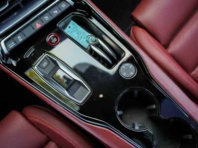 Черный Ауди Другая, объемом двигателя 0 л и пробегом 28 тыс. км за 35000 $, фото 12 на Automoto.ua