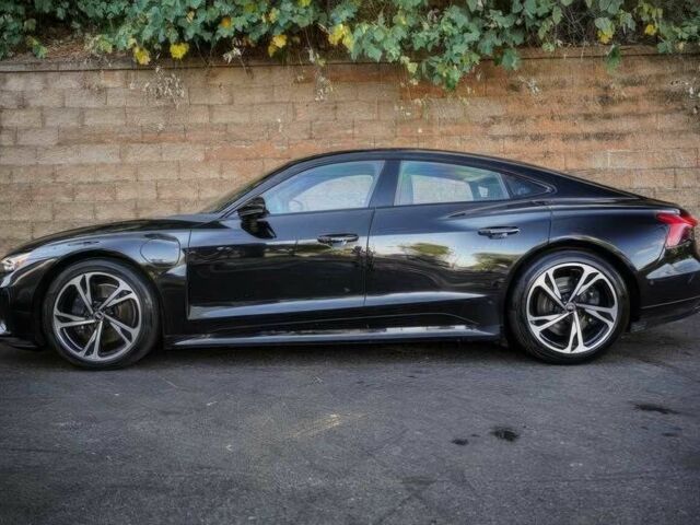 Чорний Ауді Інша, об'ємом двигуна 0 л та пробігом 19 тис. км за 34000 $, фото 4 на Automoto.ua