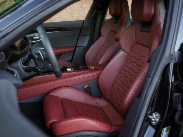 Черный Ауди Другая, объемом двигателя 0 л и пробегом 28 тыс. км за 35000 $, фото 6 на Automoto.ua