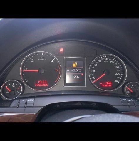 Черный Ауди Другая, объемом двигателя 2 л и пробегом 170 тыс. км за 2000 $, фото 5 на Automoto.ua