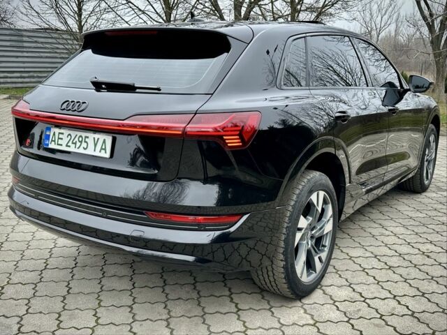 Чорний Ауді Інша, об'ємом двигуна 0 л та пробігом 180 тис. км за 25000 $, фото 17 на Automoto.ua