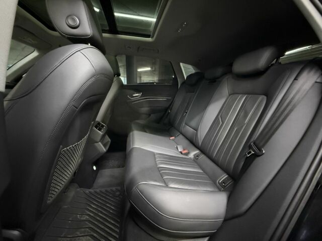 Черный Ауди Другая, объемом двигателя 0 л и пробегом 182 тыс. км за 23500 $, фото 18 на Automoto.ua