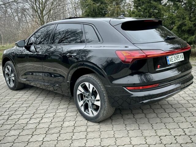 Чорний Ауді Інша, об'ємом двигуна 0 л та пробігом 180 тис. км за 25000 $, фото 18 на Automoto.ua