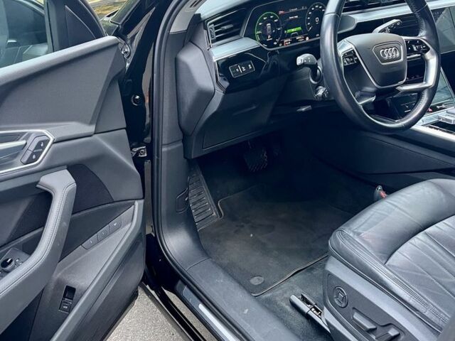 Чорний Ауді Інша, об'ємом двигуна 0 л та пробігом 204 тис. км за 21900 $, фото 4 на Automoto.ua