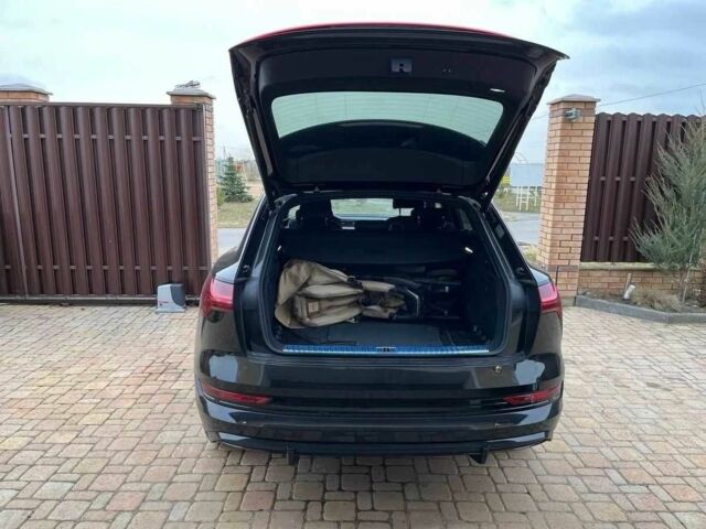 Черный Ауди Другая, объемом двигателя 0 л и пробегом 40 тыс. км за 30000 $, фото 4 на Automoto.ua