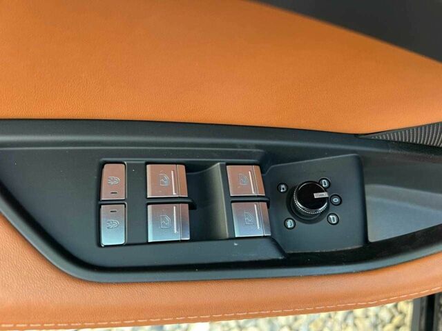 Черный Ауди Другая, объемом двигателя 0 л и пробегом 165 тыс. км за 25999 $, фото 14 на Automoto.ua