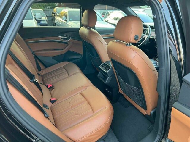 Черный Ауди Другая, объемом двигателя 0 л и пробегом 165 тыс. км за 25999 $, фото 20 на Automoto.ua