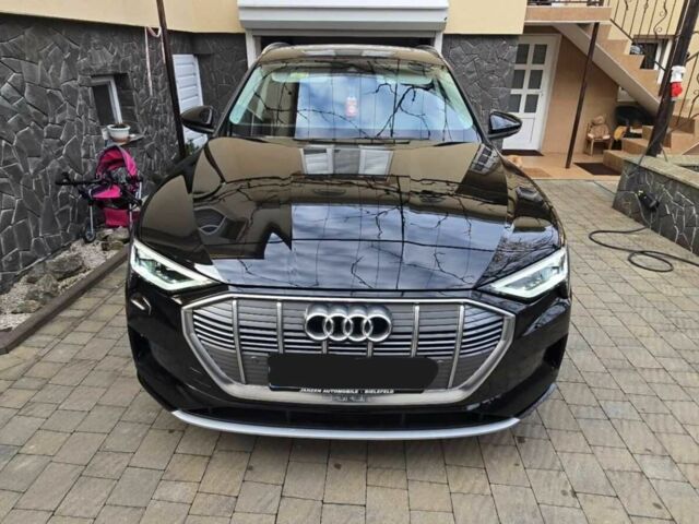 Черный Ауди Другая, объемом двигателя 0 л и пробегом 168 тыс. км за 26800 $, фото 2 на Automoto.ua