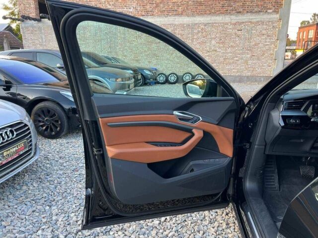 Черный Ауди Другая, объемом двигателя 0 л и пробегом 165 тыс. км за 25999 $, фото 12 на Automoto.ua