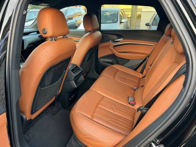 Черный Ауди Другая, объемом двигателя 0 л и пробегом 165 тыс. км за 25999 $, фото 15 на Automoto.ua