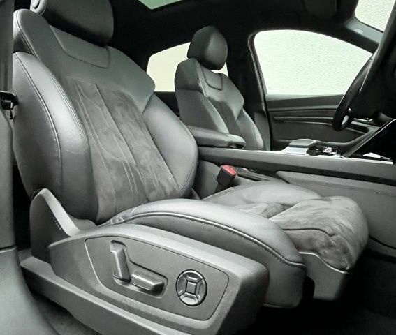 Черный Ауди Другая, объемом двигателя 0 л и пробегом 157 тыс. км за 33500 $, фото 7 на Automoto.ua