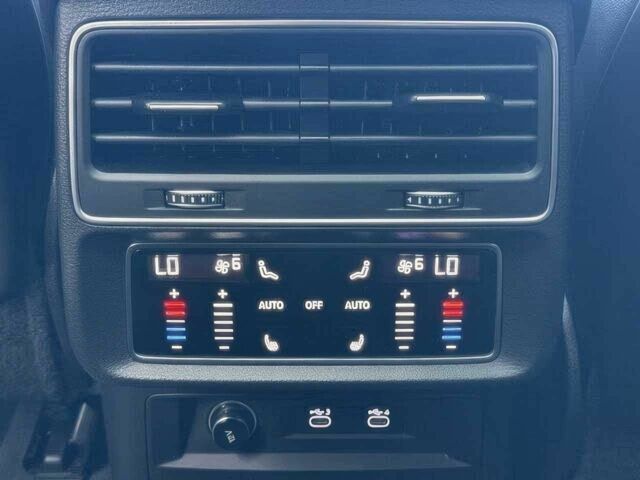 Черный Ауди Другая, объемом двигателя 3 л и пробегом 22 тыс. км за 45900 $, фото 12 на Automoto.ua