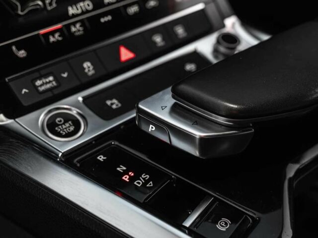 Черный Ауди Другая, объемом двигателя 0 л и пробегом 99 тыс. км за 26000 $, фото 17 на Automoto.ua