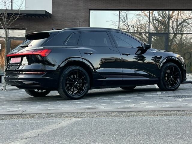 Черный Ауди Другая, объемом двигателя 0 л и пробегом 187 тыс. км за 23300 $, фото 5 на Automoto.ua