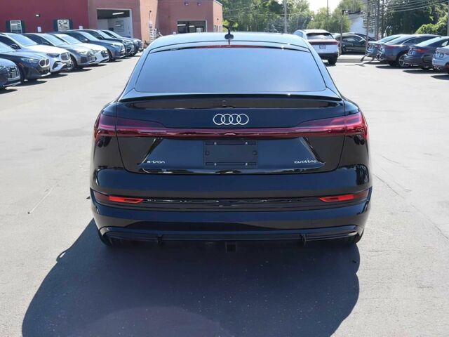 Черный Ауди Другая, объемом двигателя 0 л и пробегом 11 тыс. км за 17600 $, фото 5 на Automoto.ua