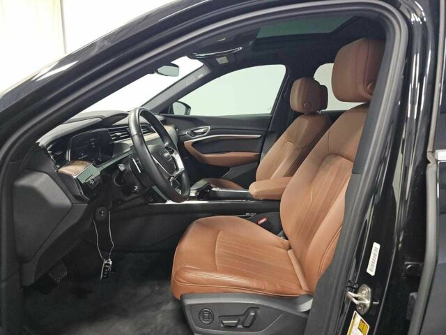 Черный Ауди Другая, объемом двигателя 0 л и пробегом 65 тыс. км за 29000 $, фото 4 на Automoto.ua