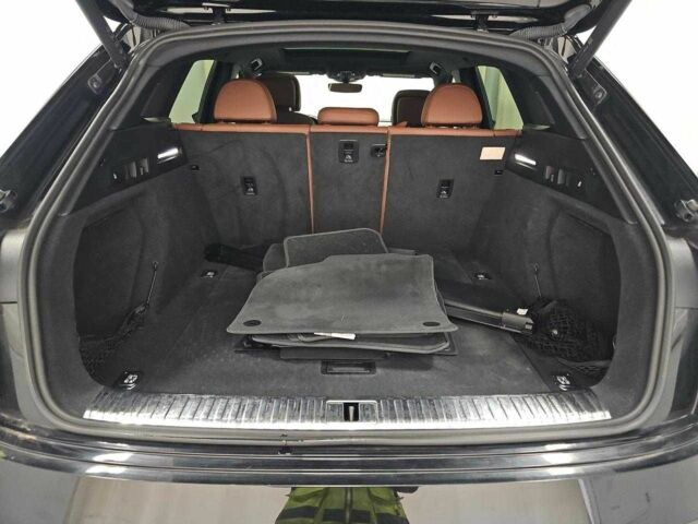 Черный Ауди Другая, объемом двигателя 0 л и пробегом 65 тыс. км за 29000 $, фото 9 на Automoto.ua