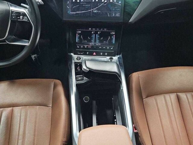 Черный Ауди Другая, объемом двигателя 0 л и пробегом 65 тыс. км за 29000 $, фото 6 на Automoto.ua