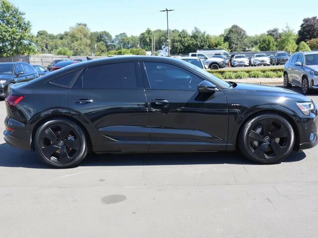 Черный Ауди Другая, объемом двигателя 0 л и пробегом 11 тыс. км за 17600 $, фото 7 на Automoto.ua