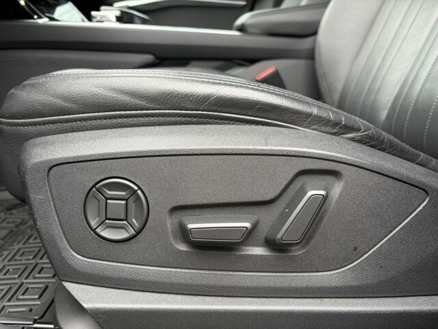 Черный Ауди Другая, объемом двигателя 0 л и пробегом 126 тыс. км за 24000 $, фото 20 на Automoto.ua