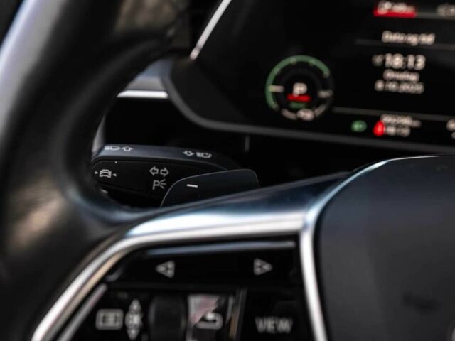 Черный Ауди Другая, объемом двигателя 0 л и пробегом 99 тыс. км за 26000 $, фото 16 на Automoto.ua