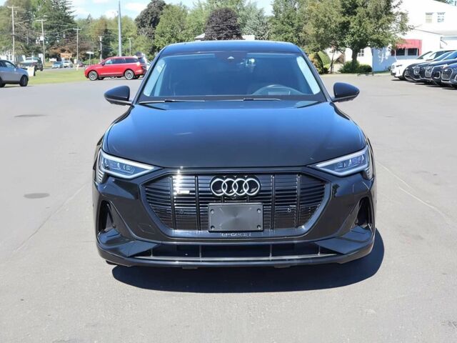 Черный Ауди Другая, объемом двигателя 0 л и пробегом 11 тыс. км за 17600 $, фото 1 на Automoto.ua