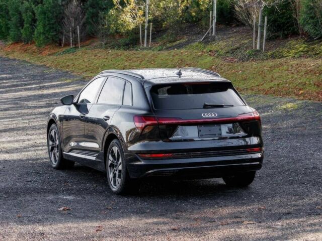 Черный Ауди Другая, объемом двигателя 0 л и пробегом 10 тыс. км за 20000 $, фото 5 на Automoto.ua