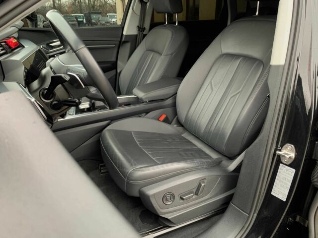 Черный Ауди Другая, объемом двигателя 0 л и пробегом 64 тыс. км за 35955 $, фото 10 на Automoto.ua