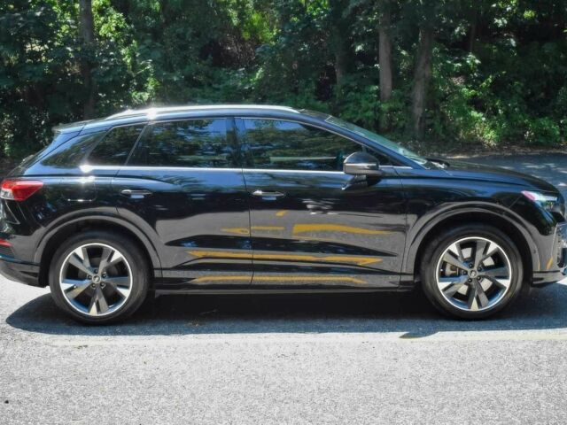 Черный Ауди Другая, объемом двигателя 0 л и пробегом 12 тыс. км за 22000 $, фото 8 на Automoto.ua