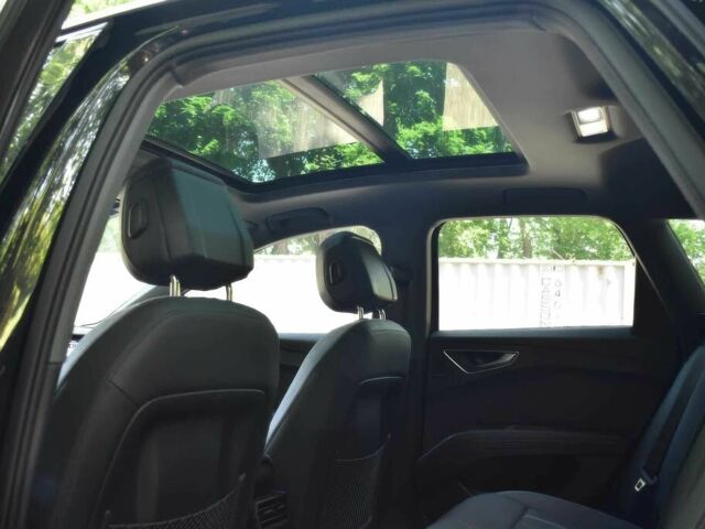 Черный Ауди Другая, объемом двигателя 0 л и пробегом 12 тыс. км за 22000 $, фото 12 на Automoto.ua