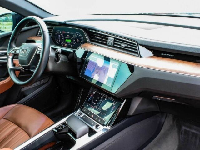 Черный Ауди Другая, объемом двигателя 0 л и пробегом 19 тыс. км за 31000 $, фото 5 на Automoto.ua