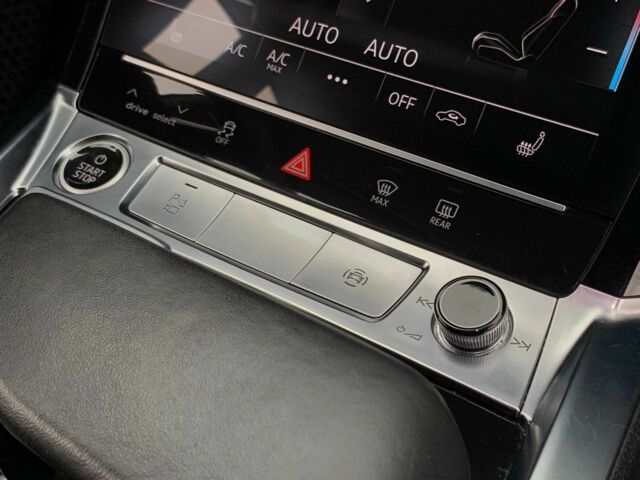 Черный Ауди Другая, объемом двигателя 0 л и пробегом 64 тыс. км за 35955 $, фото 16 на Automoto.ua