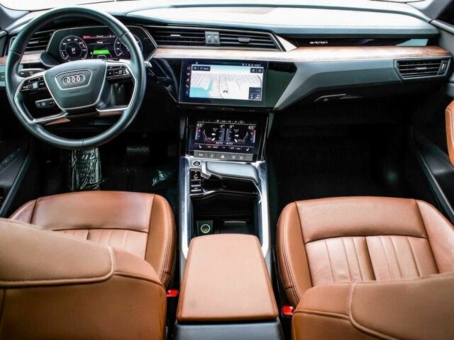 Черный Ауди Другая, объемом двигателя 0 л и пробегом 19 тыс. км за 31000 $, фото 13 на Automoto.ua