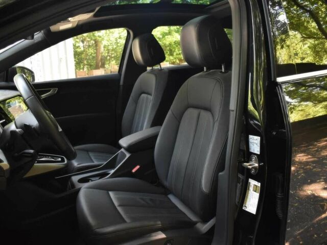 Черный Ауди Другая, объемом двигателя 0 л и пробегом 12 тыс. км за 22000 $, фото 9 на Automoto.ua