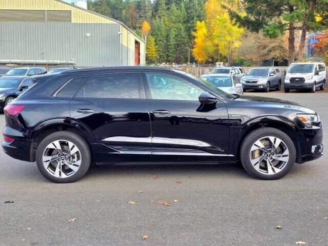 Черный Ауди Другая, объемом двигателя 0 л и пробегом 28 тыс. км за 21000 $, фото 4 на Automoto.ua