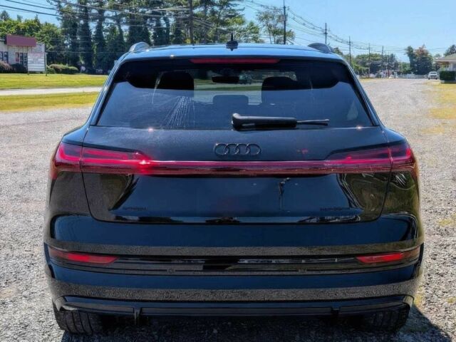 Черный Ауди Другая, объемом двигателя 0 л и пробегом 29 тыс. км за 16000 $, фото 4 на Automoto.ua