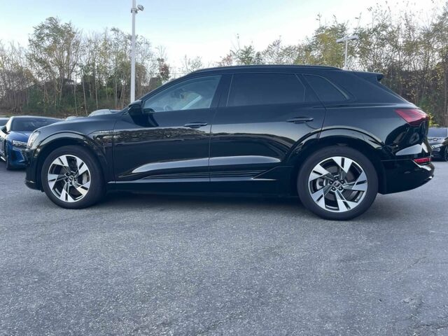 Черный Ауди Другая, объемом двигателя 0 л и пробегом 13 тыс. км за 16000 $, фото 2 на Automoto.ua