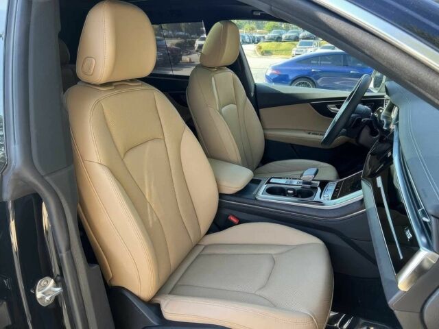 Чорний Ауді Інша, об'ємом двигуна 3 л та пробігом 20 тис. км за 33900 $, фото 7 на Automoto.ua