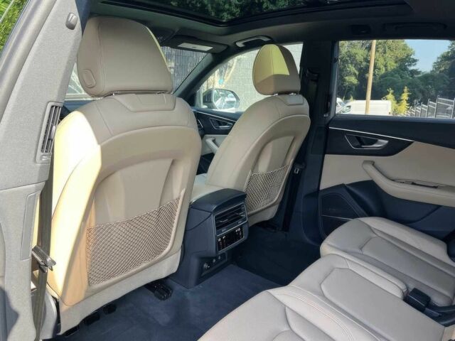 Чорний Ауді Інша, об'ємом двигуна 3 л та пробігом 20 тис. км за 33900 $, фото 11 на Automoto.ua