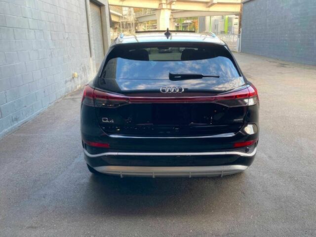 Чорний Ауді Інша, об'ємом двигуна 0 л та пробігом 13 тис. км за 25500 $, фото 5 на Automoto.ua