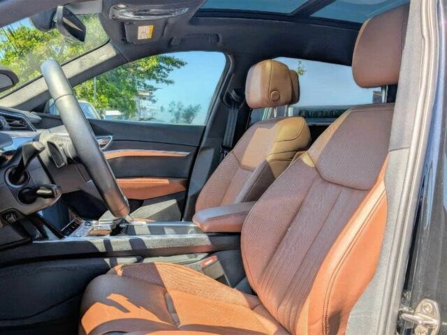 Черный Ауди Другая, объемом двигателя 0 л и пробегом 29 тыс. км за 16000 $, фото 11 на Automoto.ua