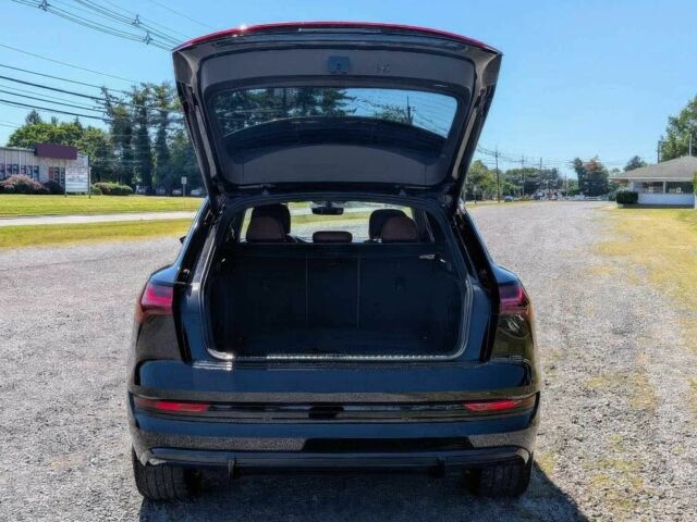 Черный Ауди Другая, объемом двигателя 0 л и пробегом 29 тыс. км за 16000 $, фото 17 на Automoto.ua