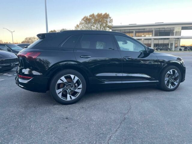 Черный Ауди Другая, объемом двигателя 0 л и пробегом 13 тыс. км за 16000 $, фото 3 на Automoto.ua