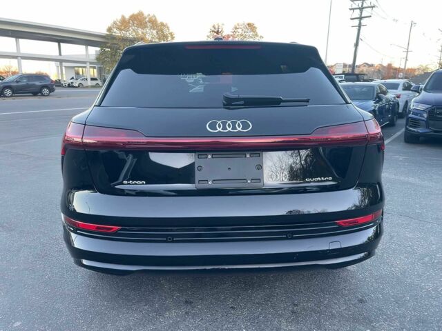 Черный Ауди Другая, объемом двигателя 0 л и пробегом 13 тыс. км за 16000 $, фото 4 на Automoto.ua