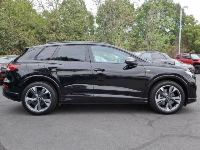 Черный Ауди Другая, объемом двигателя 0 л и пробегом 17 тыс. км за 15000 $, фото 2 на Automoto.ua