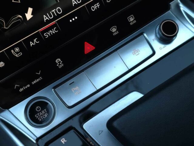 Черный Ауди Другая, объемом двигателя 0 л и пробегом 13 тыс. км за 35700 $, фото 11 на Automoto.ua