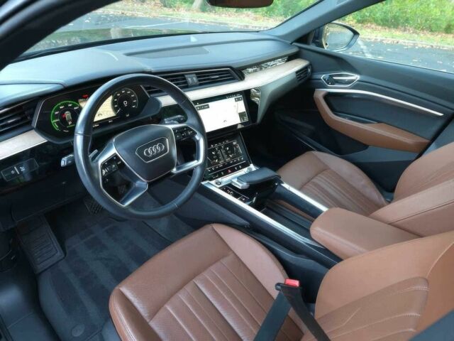 Черный Ауди Другая, объемом двигателя 0 л и пробегом 13 тыс. км за 35700 $, фото 7 на Automoto.ua