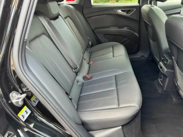 Черный Ауди Другая, объемом двигателя 0 л и пробегом 13 тыс. км за 26000 $, фото 13 на Automoto.ua